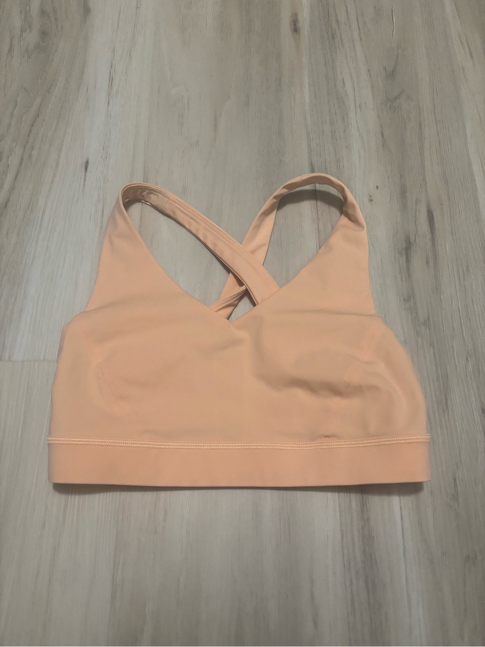 lululemon athletica Peach Cross-Back Sports Bra *no bra pads*